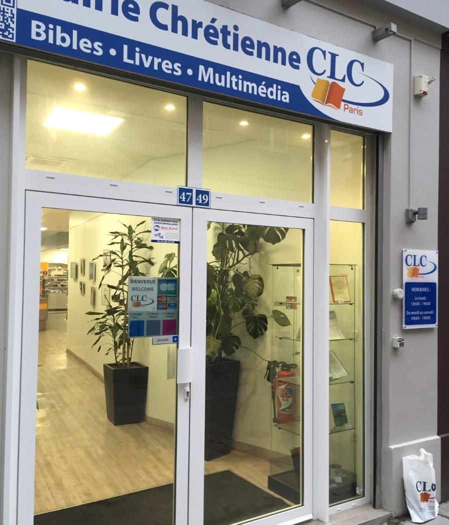 Paris Christian Bookstore 2